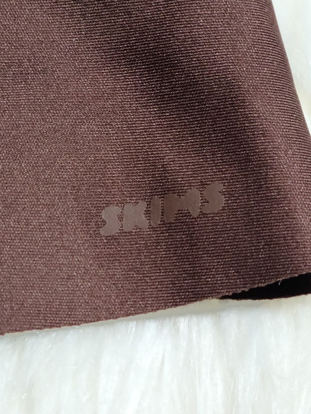SKIMS Body Zoned Open Bust Mid Thigh Bodysuit Brown Cocoa Small NEW - Picture 3 of 6